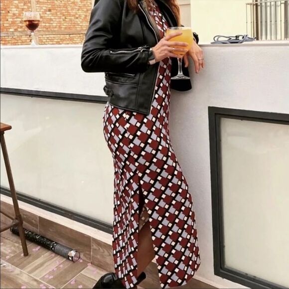 Zara Midi Dress - Picture 4 of 8